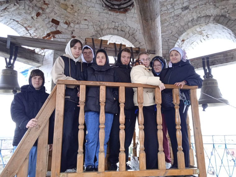 Экскурсия в храм Покрова Пресвятой Богородицы.